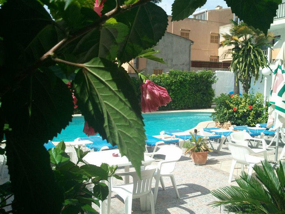 Hostal Casa Bauza Cala Ratjada  Extérieur photo