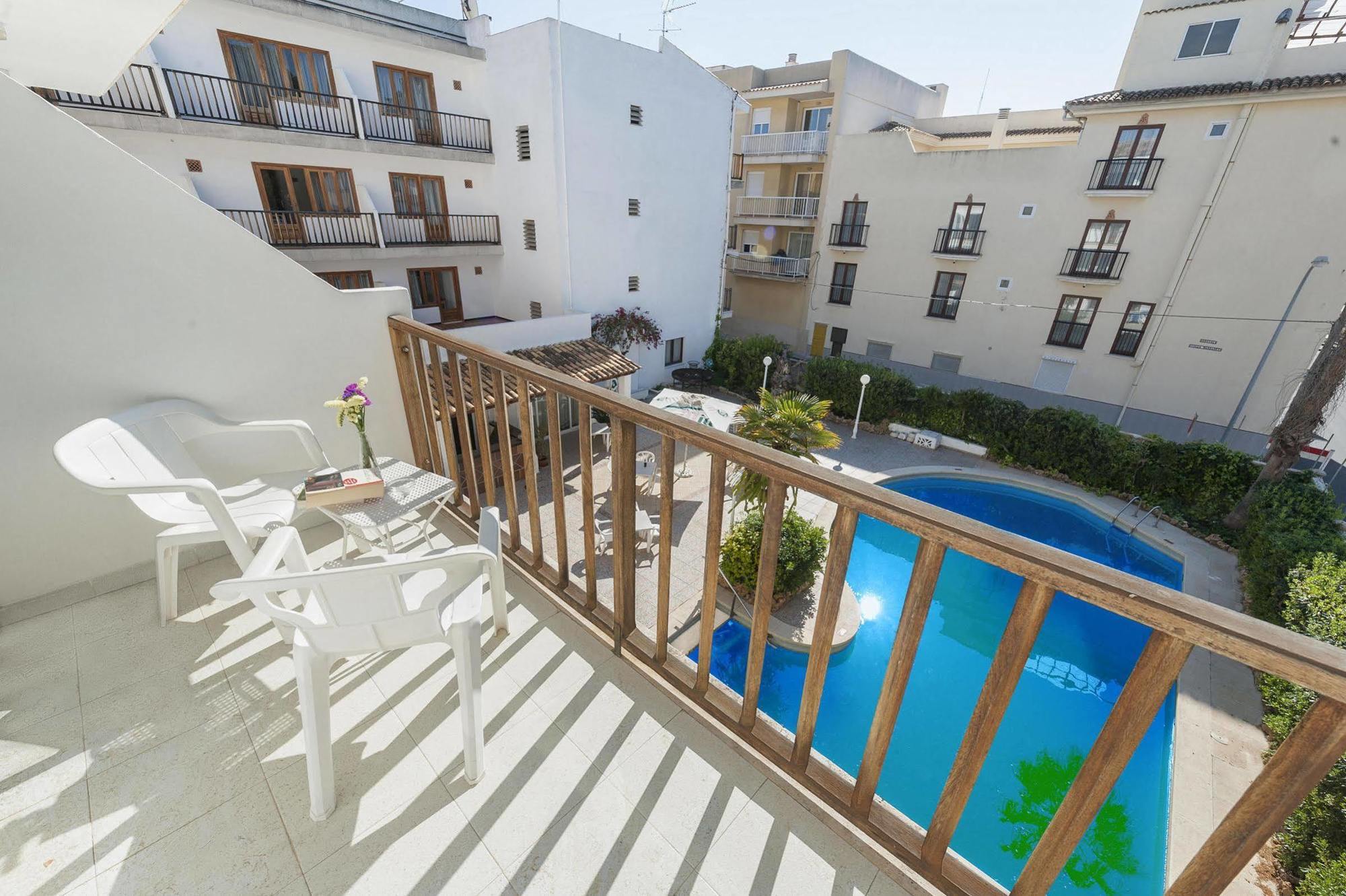 Hostal Casa Bauza Cala Ratjada  Extérieur photo