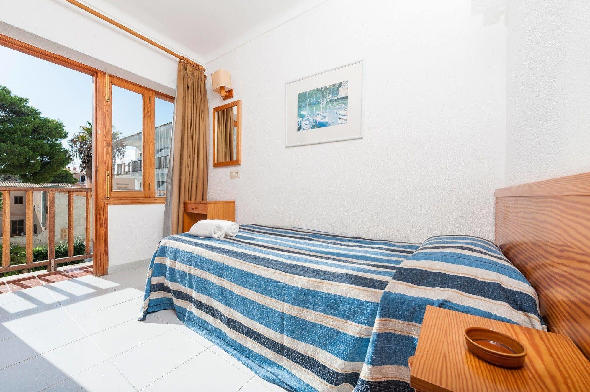 Hostal Casa Bauza Cala Ratjada  Extérieur photo