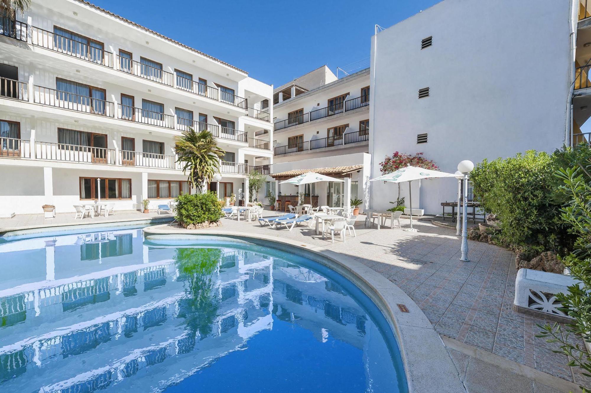 Hostal Casa Bauza Cala Ratjada  Extérieur photo